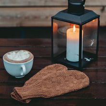 Last inn bildet i Galleri-visningsprogrammet, Almas Votter