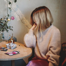 Last inn bildet i Galleri-visningsprogrammet, Marys Pullover // de